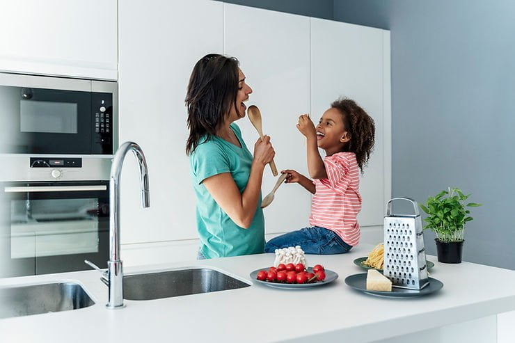 here-is-a-list-of-my-top-5-favorite-gadgets-that-are-helpful-for-moms