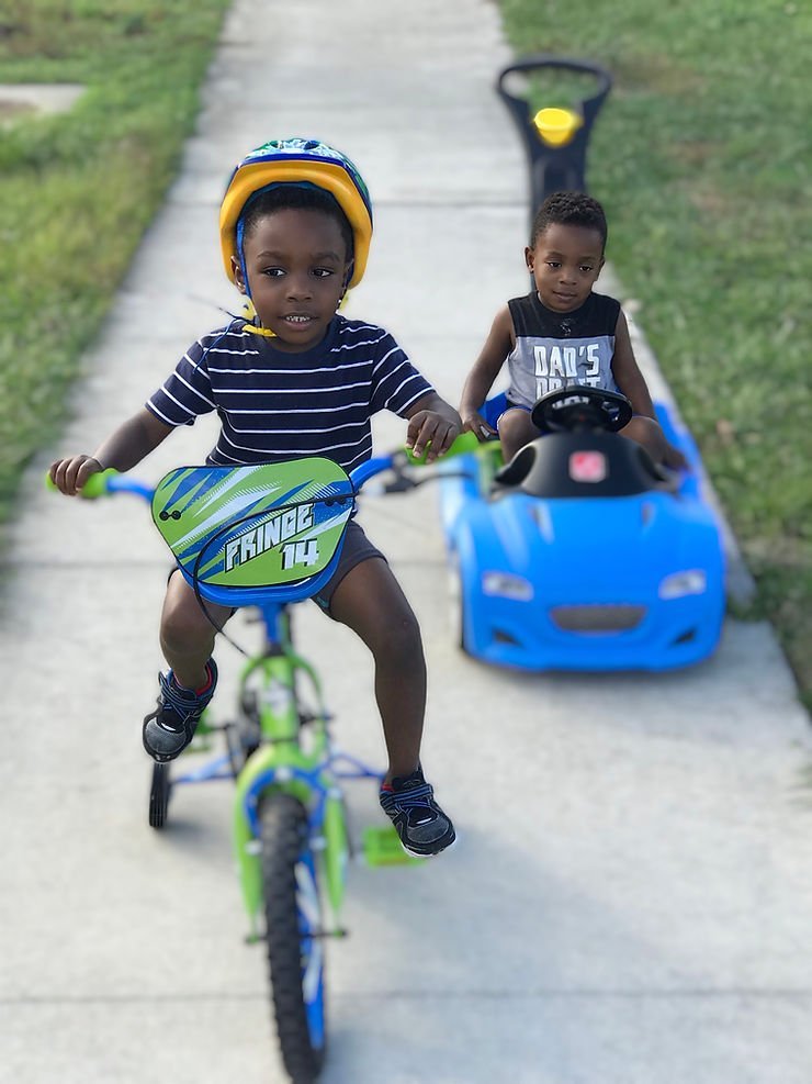 A moms guide to raising baby boys cover page