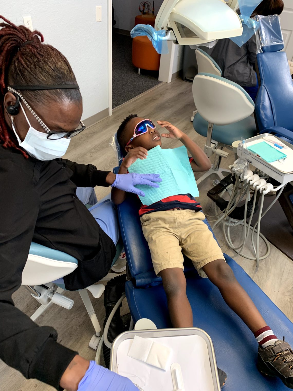 Child's visit to the dentist