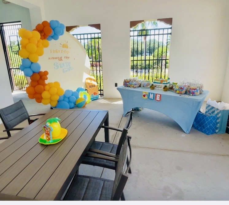 1st BIRTHDAY POOL PARTY 